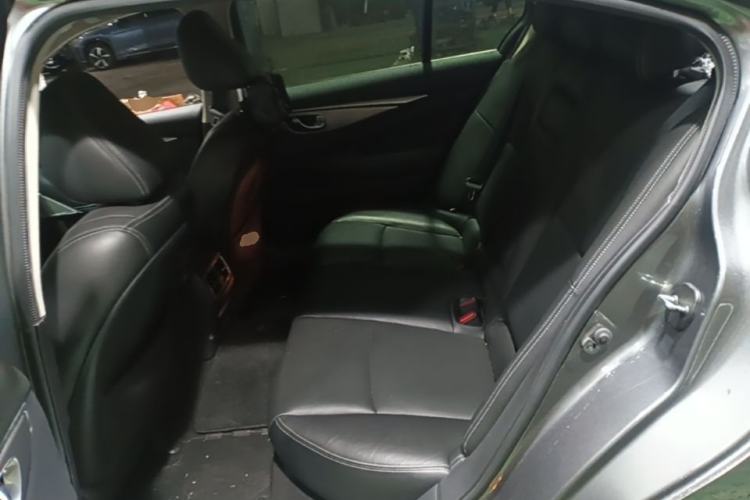 Used Infiniti Q50L 2018 2.0T Enjoyment Version China VI Standard Left Rear Seat