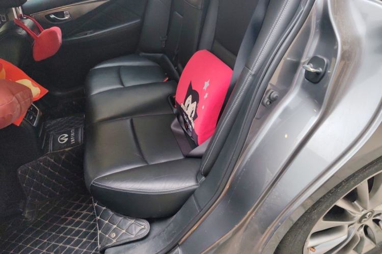 Used Infiniti Q50L 2018 2.0T Enjoyment Version China VI Standard Left Rear Seat