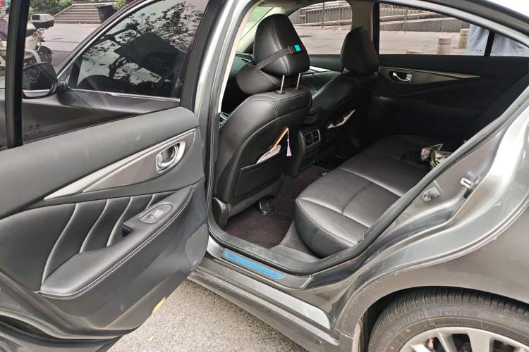 Used Infiniti Q50L 2018 2.0T Enjoyment Version China V Standard Left Rear Seat