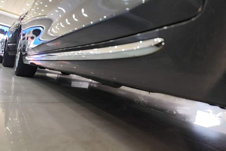 Used Infiniti Q50L 2018 2.0T Enjoyment Version China VI Standard Left Side Sill