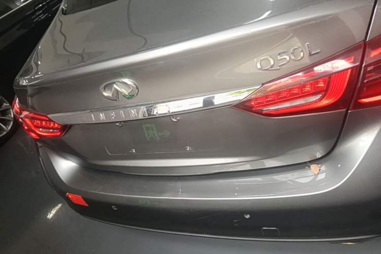 Used Infiniti Q50L 2018 2.0T Enjoyment Version China VI Standard Rear