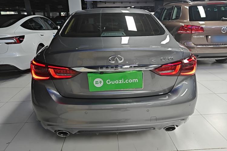 Used Infiniti Q50L 2018 2.0T Enjoyment Version China VI Standard Rear