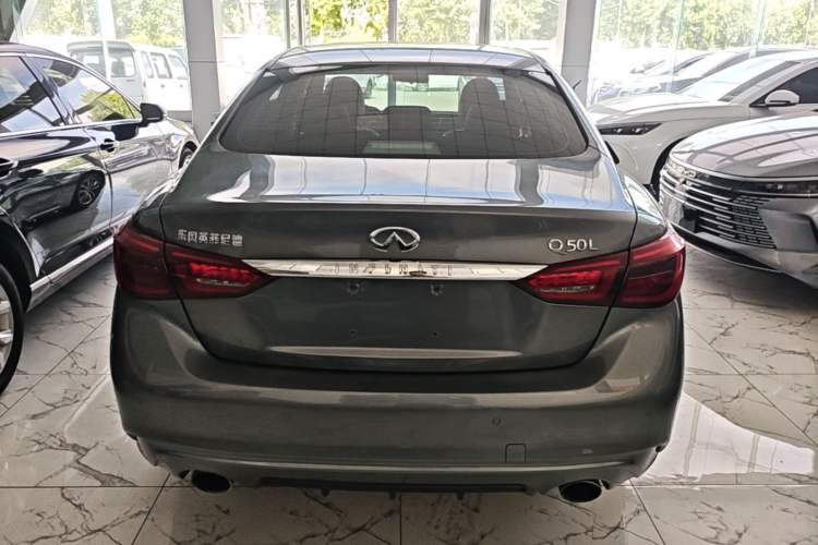 Used Infiniti Q50L 2018 2.0T Comfort Edition China VI Standard Rear