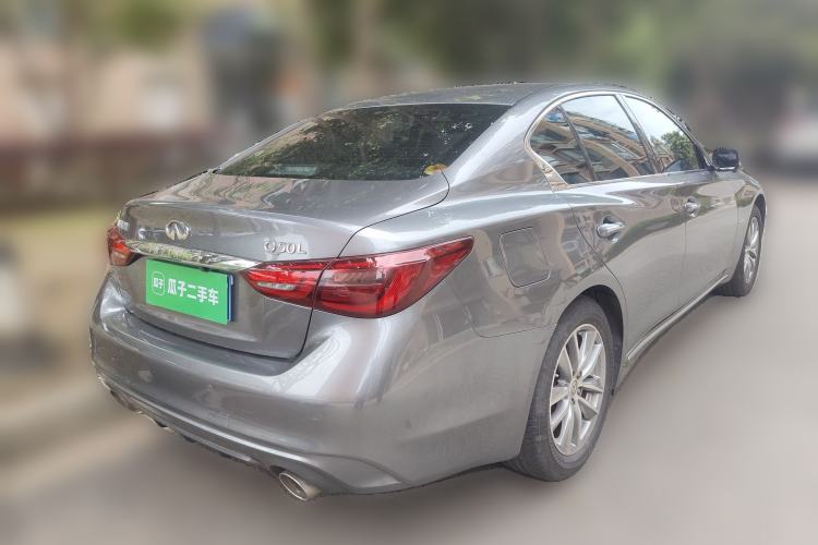 Used Infiniti Q50L 2018 2.0T Comfort Edition China VI Standard Rear Right 45 Deg