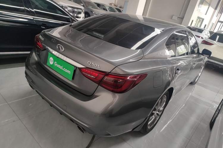 Used Infiniti Q50L 2018 2.0T Enjoyment Version China VI Standard Rear Right 45 Deg