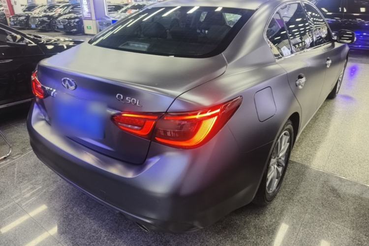 Used Infiniti Q50L 2018 2.0T Comfort Edition China VI Standard Rear Right 45 Deg