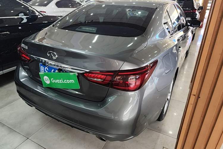 Used Infiniti Q50L 2018 2.0T Enjoyment Version China VI Standard Rear Right 45 Deg
