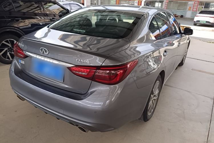 Used Infiniti Q50L 2018 2.0T Comfort Edition China VI Standard Rear Right 45 Deg