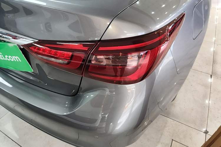 Used Infiniti Q50L 2018 2.0T Enjoyment Version China VI Standard Right Rear Taillight