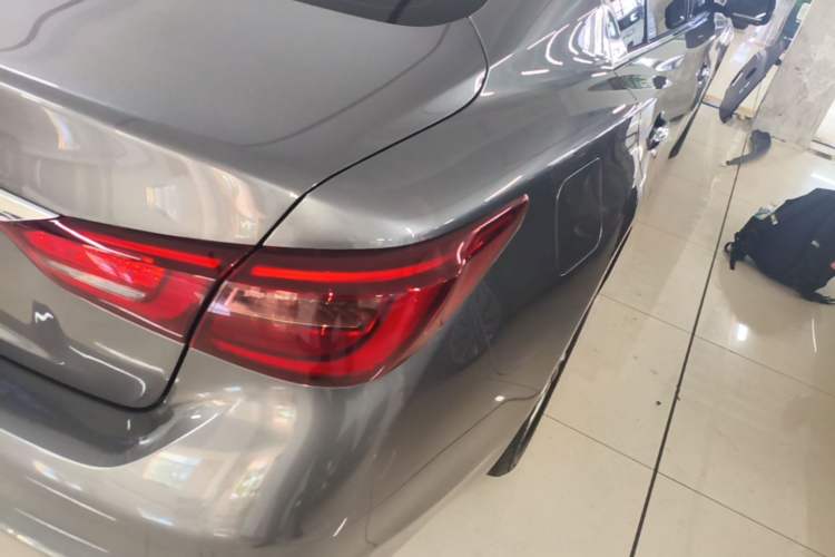 Used Infiniti Q50L 2018 2.0T Enjoyment Version China VI Standard Right Rear Taillight