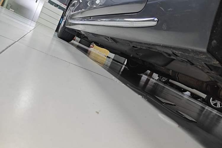 Used Infiniti Q50L 2018 2.0T Enjoyment Version China VI Standard Right Side Sill