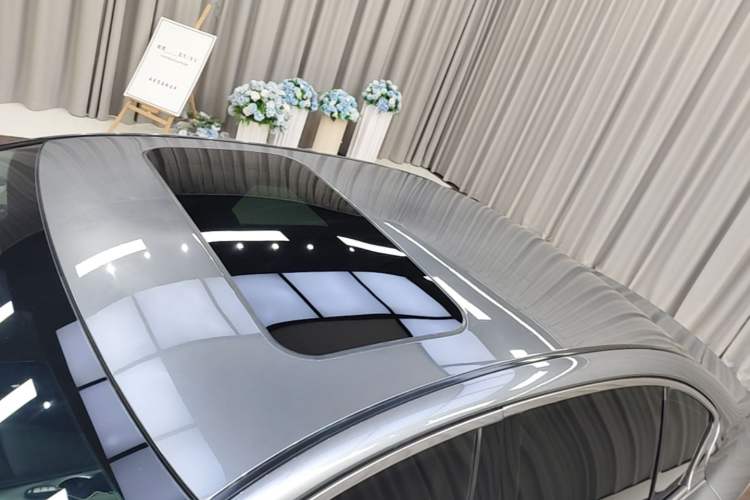 Used Infiniti Q50L 2018 2.0T Enjoyment Version China VI Standard Roof