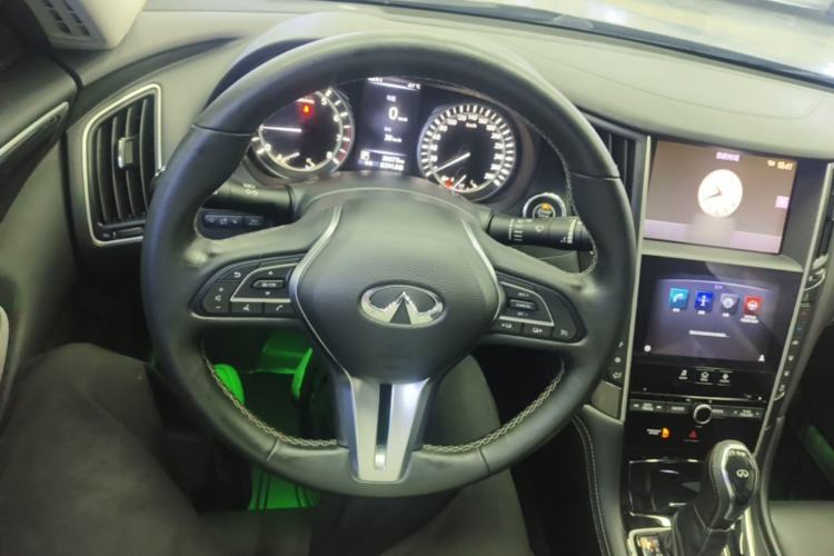 Used Infiniti Q50L 2018 2.0T Comfort Edition China VI Standard Steering Wheel