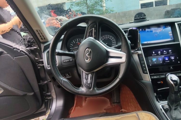 Used Infiniti Q50L 2018 2.0T Enjoyment Version China VI Standard Steering Wheel