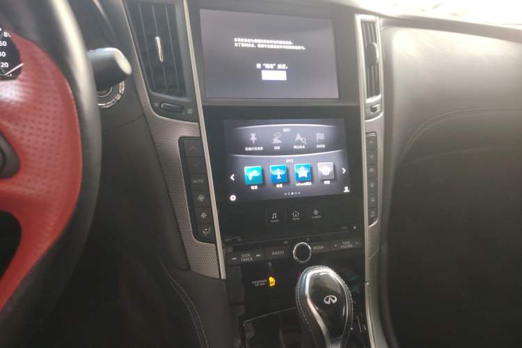 Used Infiniti Q50L 2018 2.0T Enjoyment Edition China V standard Audio And AC Panel