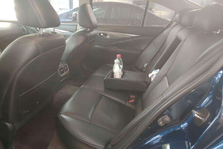 Used Infiniti Q50L 2018 2.0T Enjoyment Edition China V standard Left Rear Seat