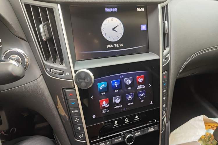 Used Infiniti Q50L 2018 2.0T Comfort Edition China VI Standard Audio And AC Panel