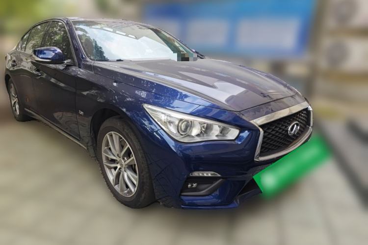 Used Infiniti Q50L 2018 2.0T Comfort Edition China VI Standard Front Right 45 Deg