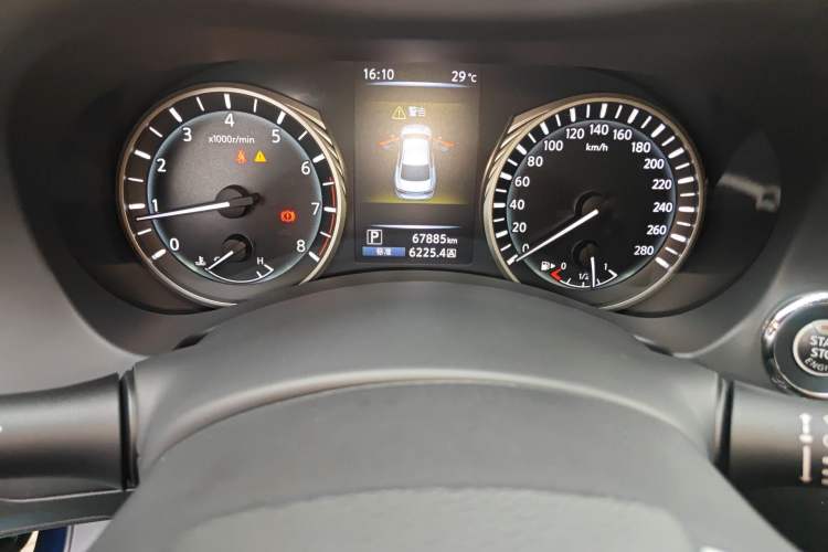 Used Infiniti Q50L 2018 2.0T Comfort Edition China VI Standard Instrument Cluster