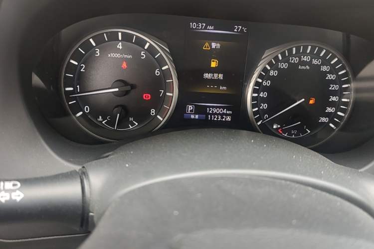Used Infiniti Q50L 2018 2.0T Enjoyment Edition China V standard Odometer Close Up