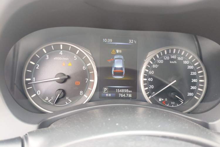 Used Infiniti Q50L 2018 2.0T Elite Sport Version China V Standard Odometer Close Up