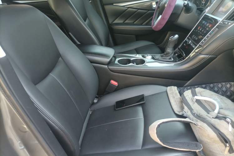 Used Infiniti Q50L 2018 2.0T Comfort Edition China VI Standard Right Front Seat