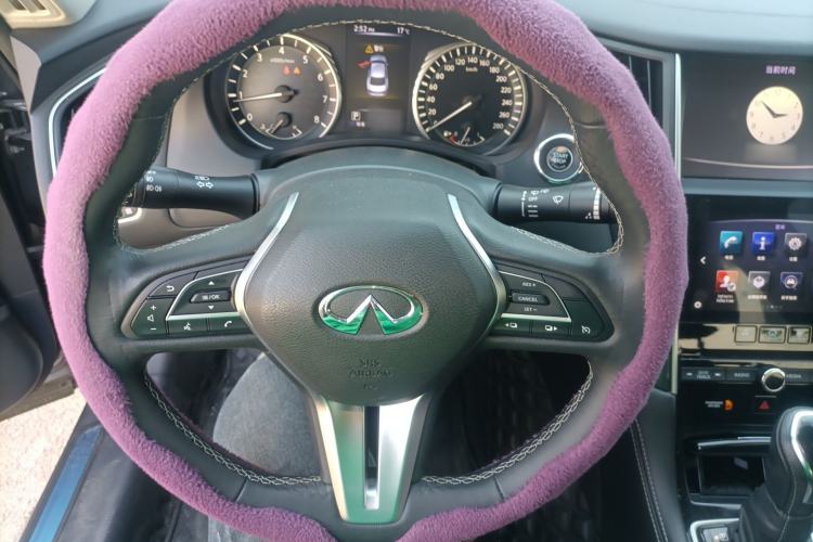 Used Infiniti Q50L 2018 2.0T Comfort Edition China VI Standard Steering Wheel