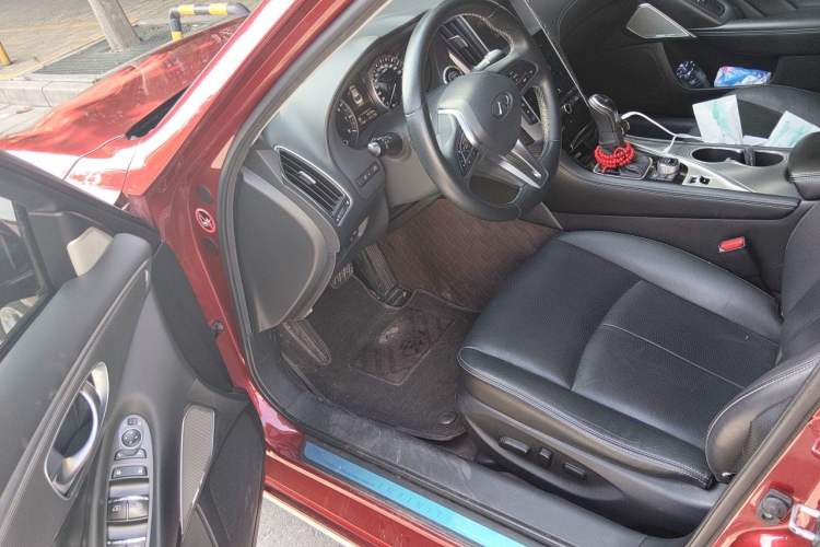 Used Infiniti Q50L 2018 2.0T Enjoyment Edition China V standard Driver Seat
