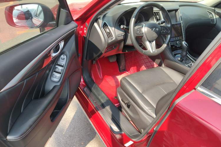 Used Infiniti Q50L 2018 2.0T Comfort Edition China VI Standard Driver Seat