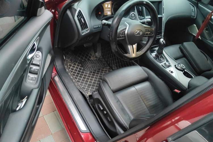 Used Infiniti Q50L 2018 2.0T Elite Sport Version China V Standard Driver Seat