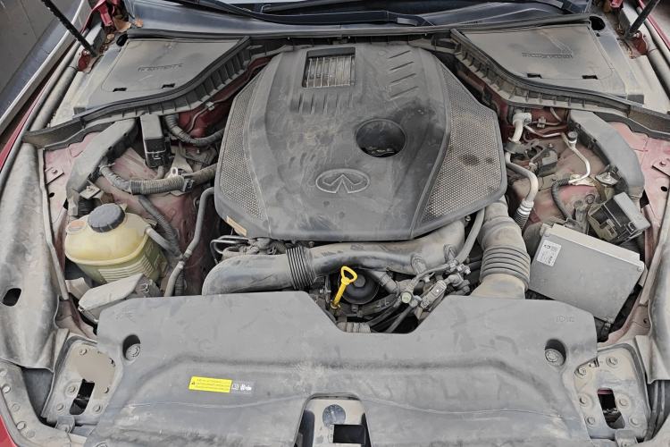 Used Infiniti Q50L 2018 2.0T Elite Sport Version China V Standard Engine Bay