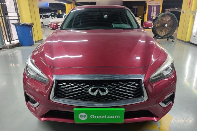 Used Infiniti Q50L 2018 2.0T Enjoyment Version China VI Standard Front