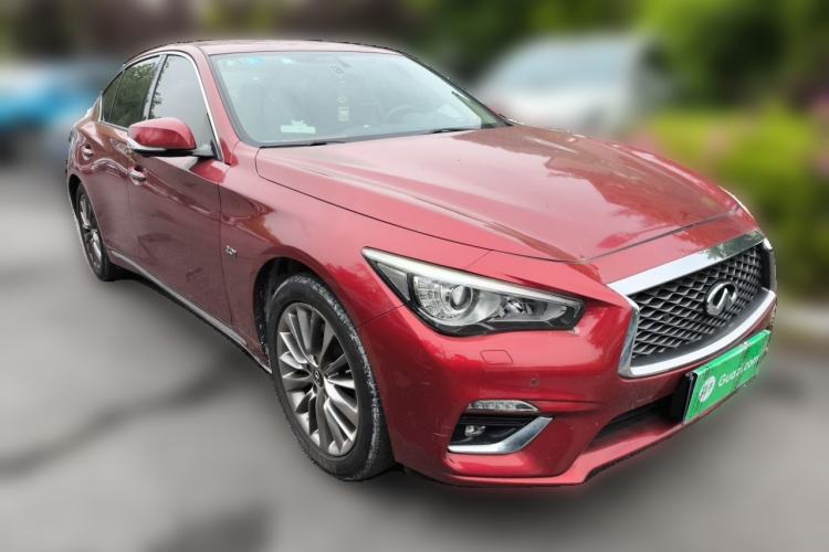 Used Infiniti Q50L 2018 2.0T Enjoyment Version China VI Standard Front Right 45 Deg