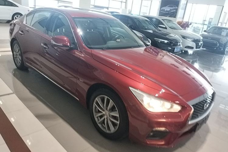 Used Infiniti Q50L 2018 2.0T Comfort Edition China V Standard Front Right 45 Deg