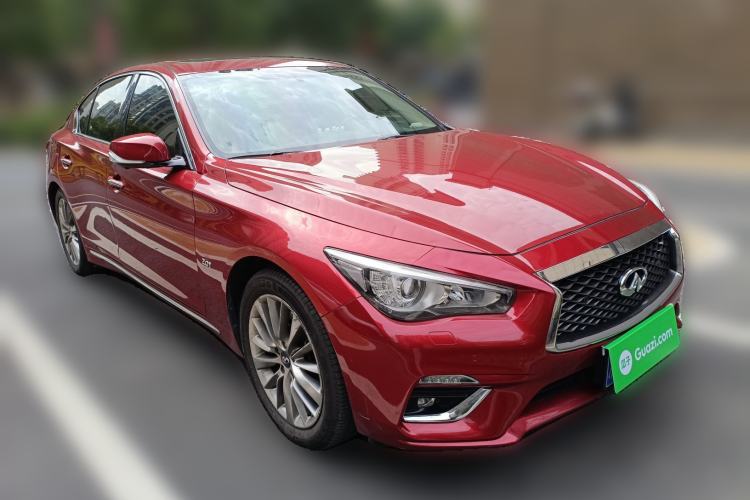 Used Infiniti Q50L 2018 2.0T Enjoyment Edition China V standard Front Right 45 Deg