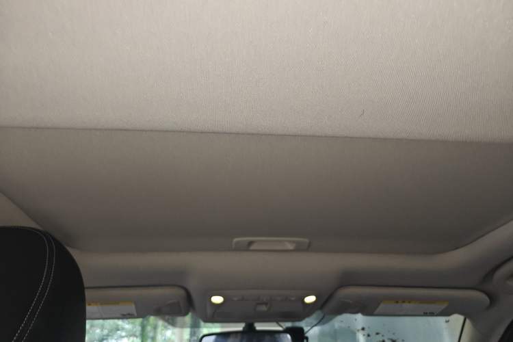 Used Infiniti Q50L 2018 2.0T Enjoyment Version China VI Standard Headliner