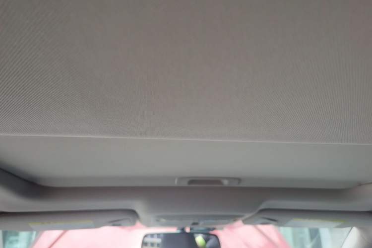 Used Infiniti Q50L 2018 2.0T Enjoyment Version China VI Standard Headliner
