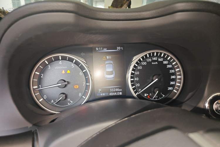 Used Infiniti Q50L 2018 2.0T Enjoyment Version China VI Standard Instrument Cluster