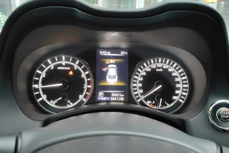 Used Infiniti Q50L 2018 2.0T Elite Sport Version China V Standard Instrument Cluster