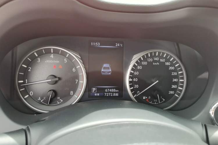 Used Infiniti Q50L 2018 2.0T Enjoyment Version China VI Standard Instrument Cluster