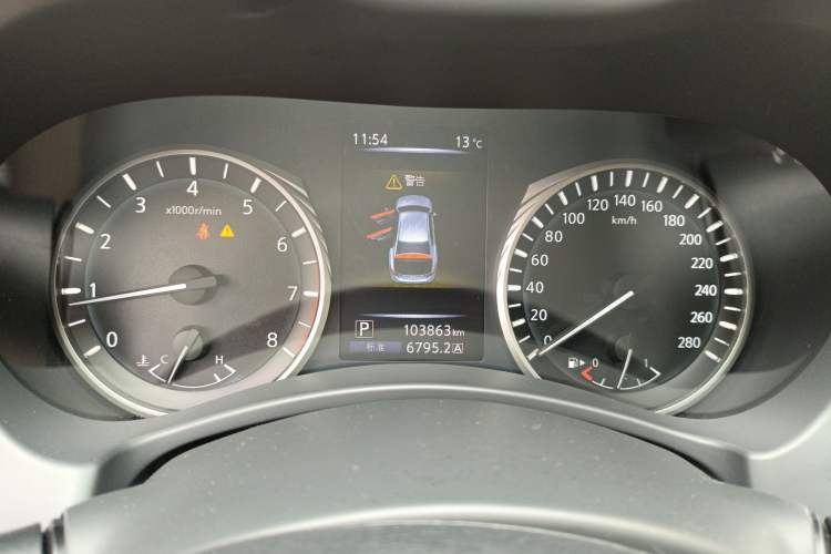 Used Infiniti Q50L 2018 2.0T Enjoyment Edition China V standard Instrument Cluster