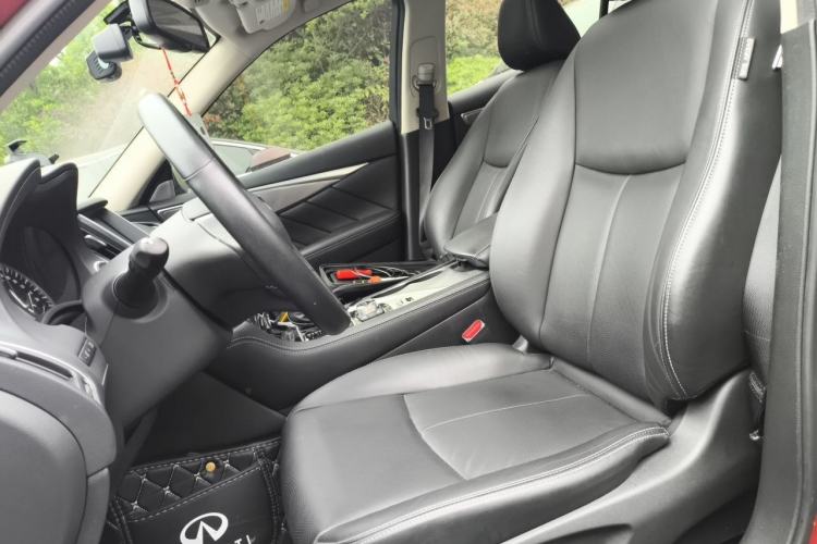 Used Infiniti Q50L 2018 2.0T Enjoyment Version China VI Standard Left Front Seat