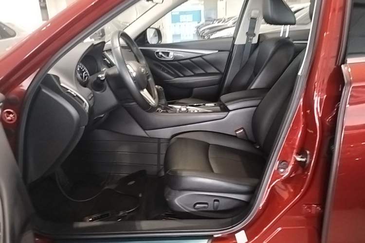 Used Infiniti Q50L 2018 2.0T Comfort Edition China V Standard Left Front Seat