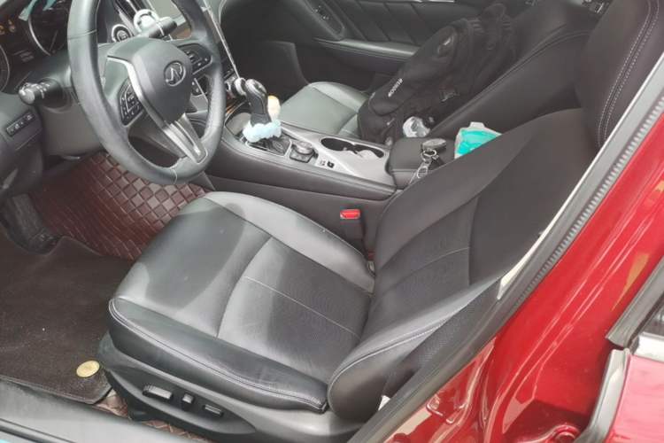Used Infiniti Q50L 2018 2.0T Enjoyment Version China VI Standard Left Front Seat
