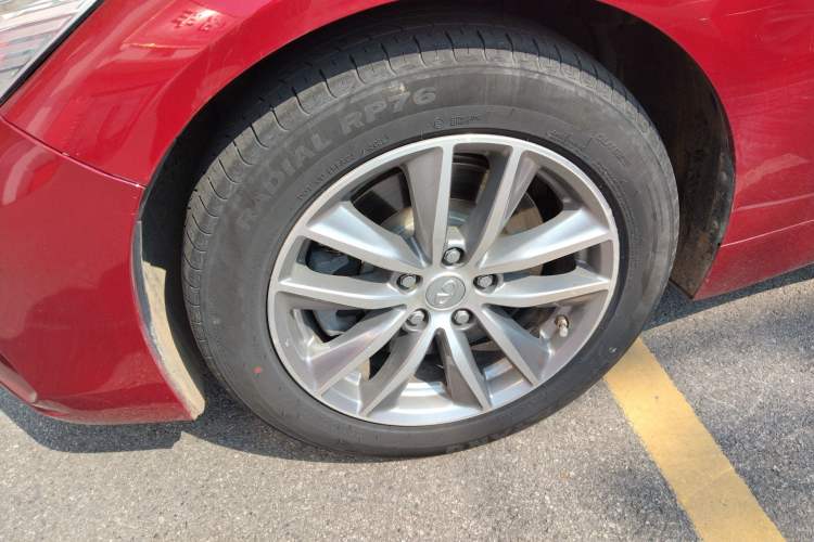 Used Infiniti Q50L 2018 2.0T Comfort Edition China VI Standard Left Front Wheel Hub