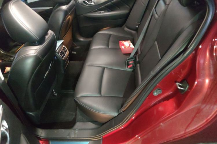 Used Infiniti Q50L 2018 2.0T Enjoyment Edition China V standard Left Rear Seat