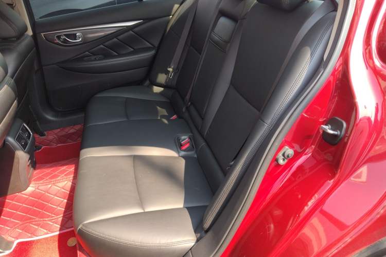 Used Infiniti Q50L 2018 2.0T Comfort Edition China VI Standard Left Rear Seat