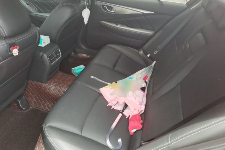 Used Infiniti Q50L 2018 2.0T Enjoyment Version China VI Standard Left Rear Seat