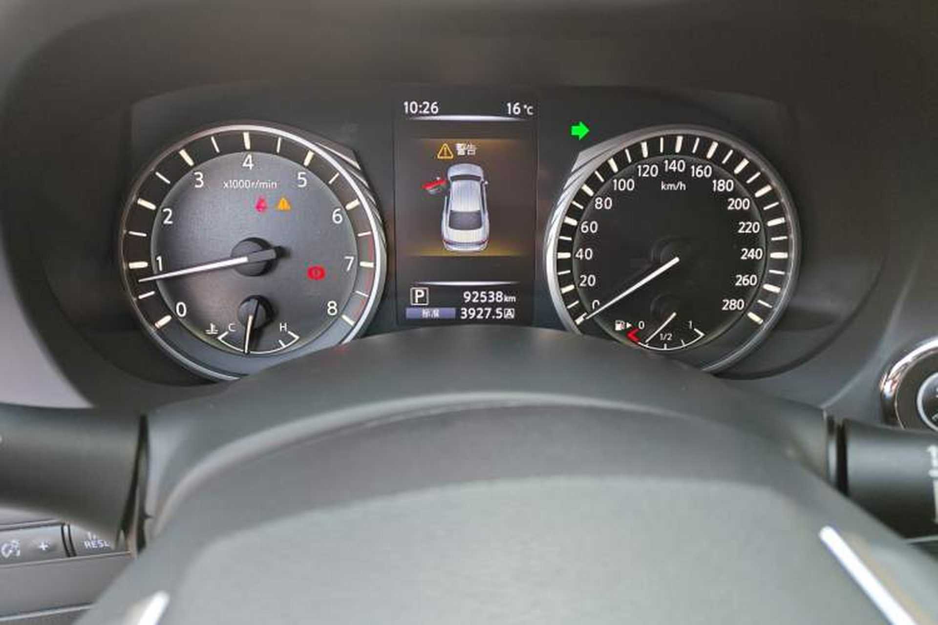 Used Infiniti Q50L 2018 2.0T Enjoyment Edition China V standard Odometer Close Up