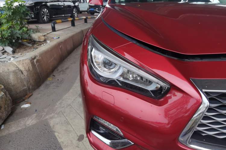 Used Infiniti Q50L 2018 2.0T Enjoyment Edition China V standard Right Front Headlight